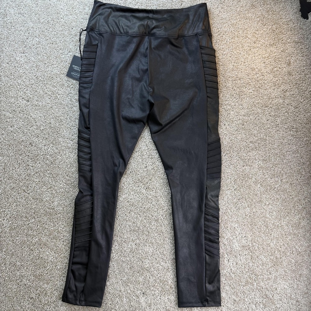 Simply Vera Leggings Womens Large Black Faux Leather High Rise Ankle Pants
